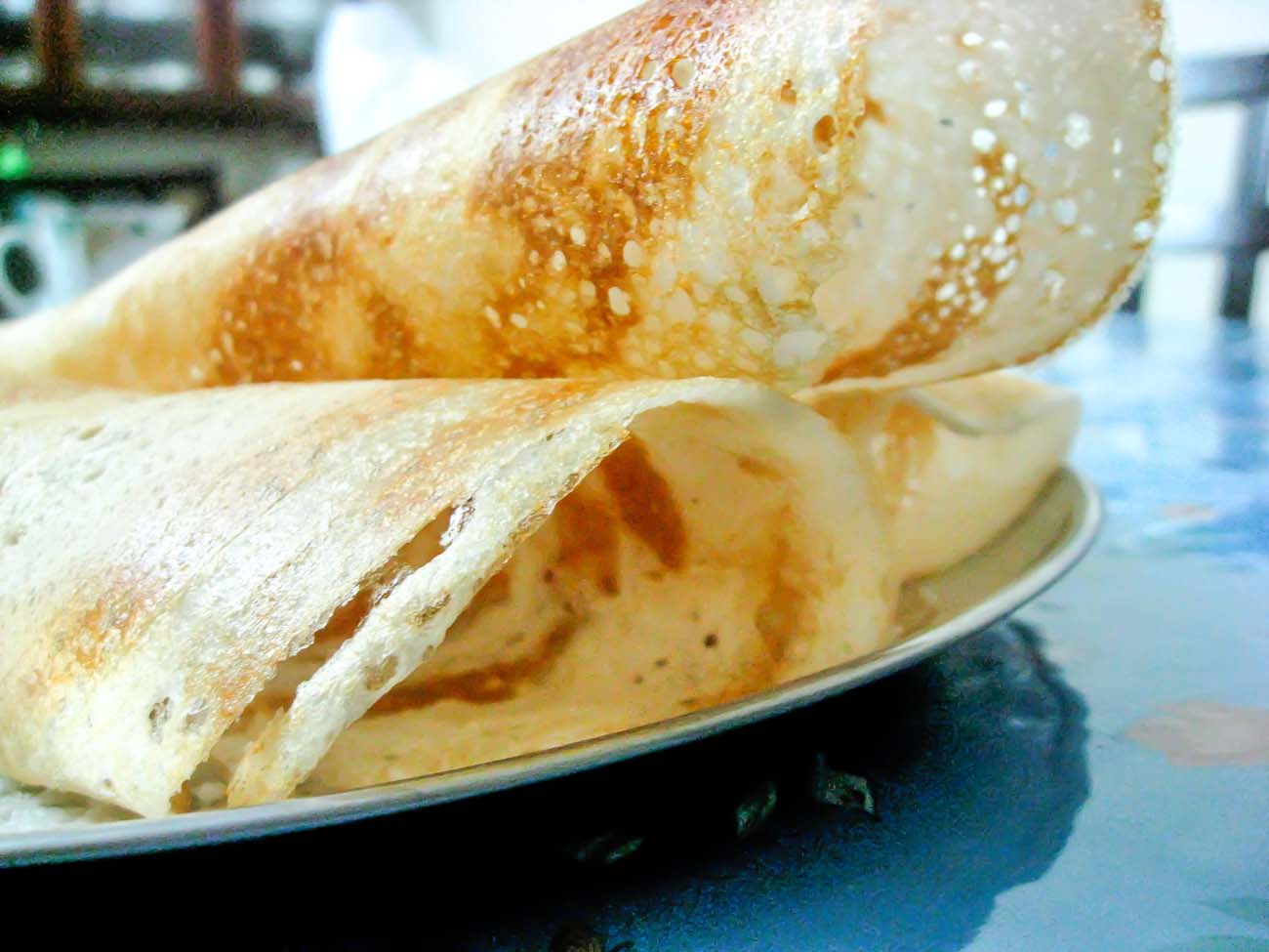 घी रोस्ट डोसा रेसिपी - Homemade Crisp Ghee Roast Dosa (Recipe In Hindi) घी रोस्ट डोसा रेसिपी - Homemade Crisp Ghee Roast Dosa (Recipe In Hindi)