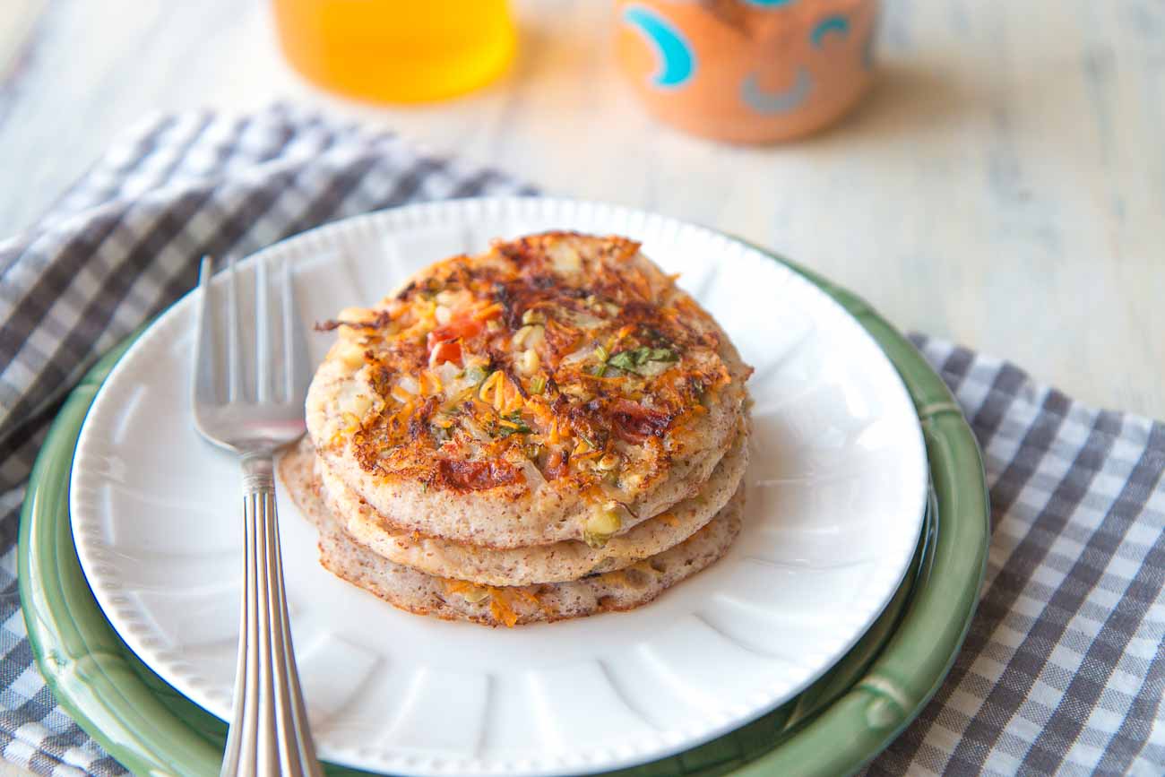 Vegetable Ragi & Oats Uttapam Recipe