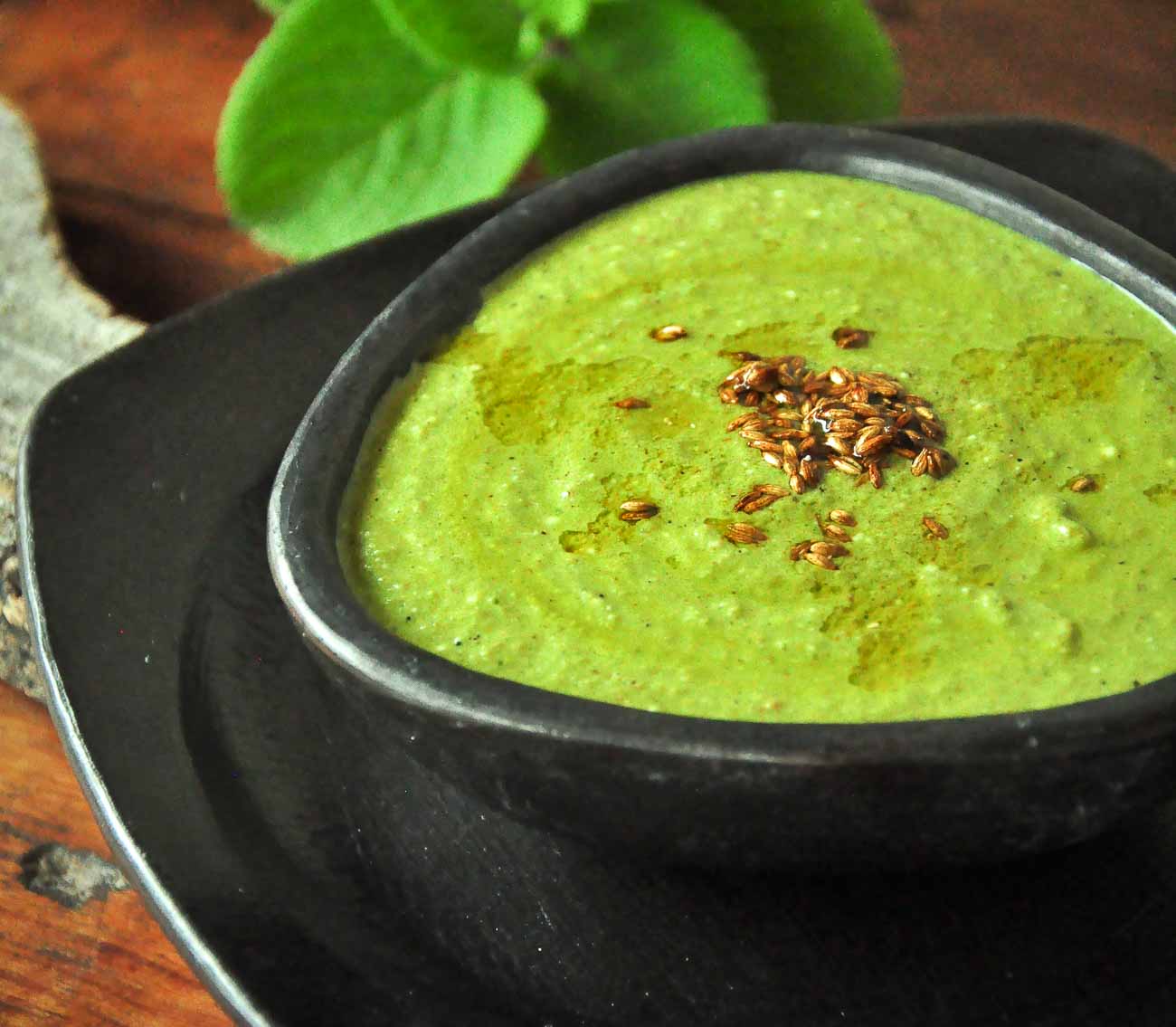 Doddapatre Tambuli Recipe (Karpooravalli Thayir Pachadi)