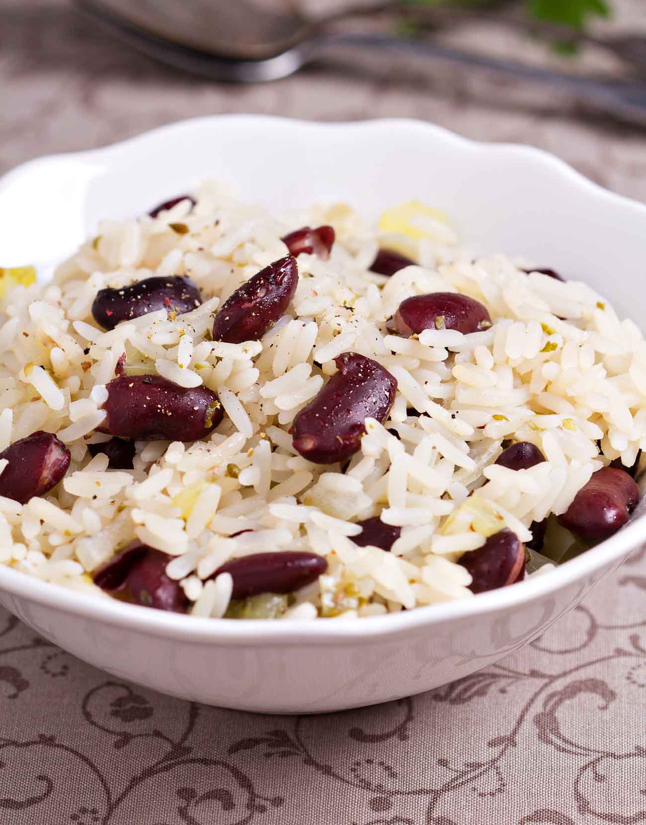 Spiced Rajma Pulao Recipe - Spiced Kidney Bean Rice by Archana's Kitchen