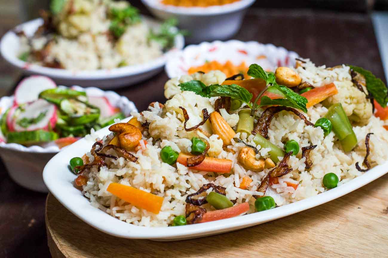 Vegetable Yakhni Pulao Recipe