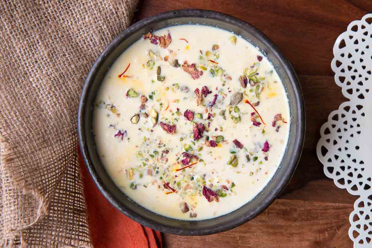 Kesar Paneer Ki Kheer Recipe - Cottage Cheese Milk Pudding Kesar Paneer Ki Kheer Recipe - Cottage Cheese Milk Pudding