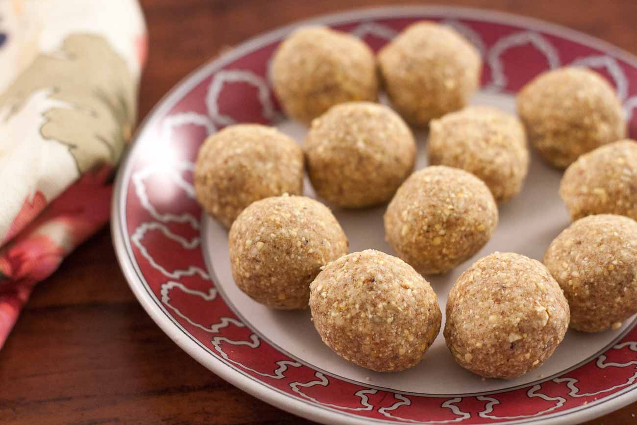 Badam Pottukadalai Ladoo Recipe - Almond Chana Dal Ladoo 