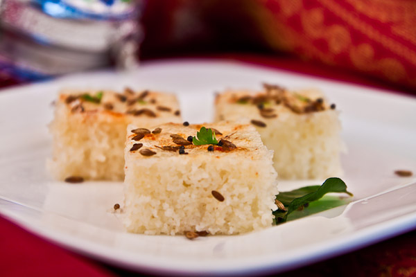 Gujarati Khatta Dhokla Recipe