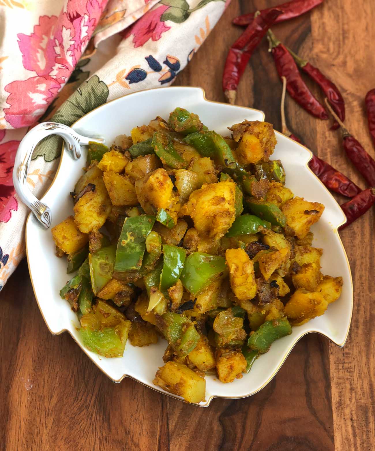 Aloo Simla Mirch Ki Sabzi Recipe - Aloo & Capsicum Sabzi