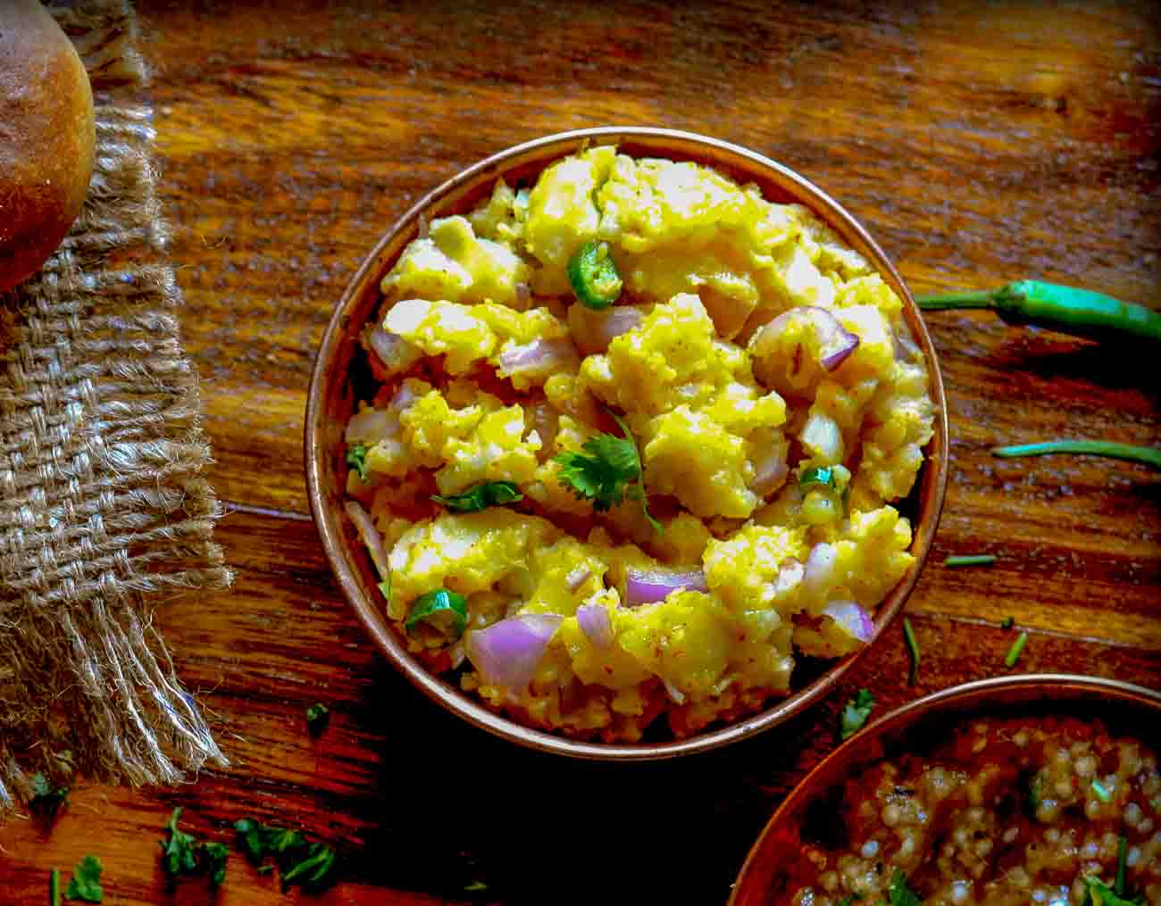 Bihari Style Aloo Ka Chokha Recipe - Spiced & Mashed Potatoes With Mustard Oil