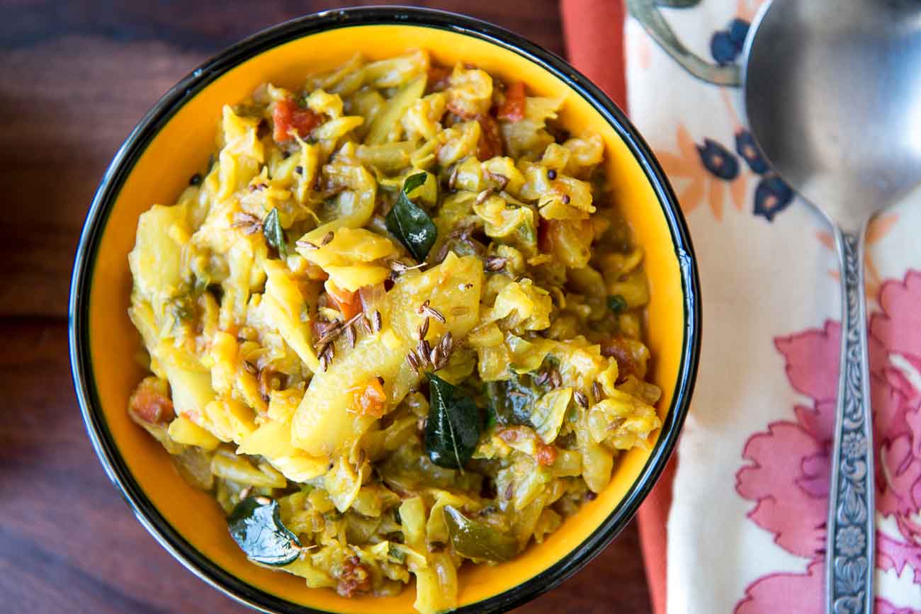 Patta Gobhi ki Sabji Recipe (Cabbage Tomato Sabzi)