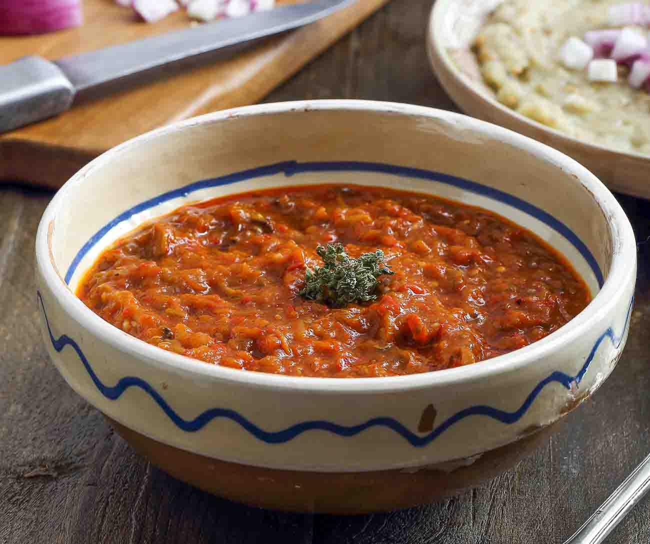 टमाटर लहसुन की चटनी रेसिपी - Tomato Garlic Chutney (Recipe In Hindi)