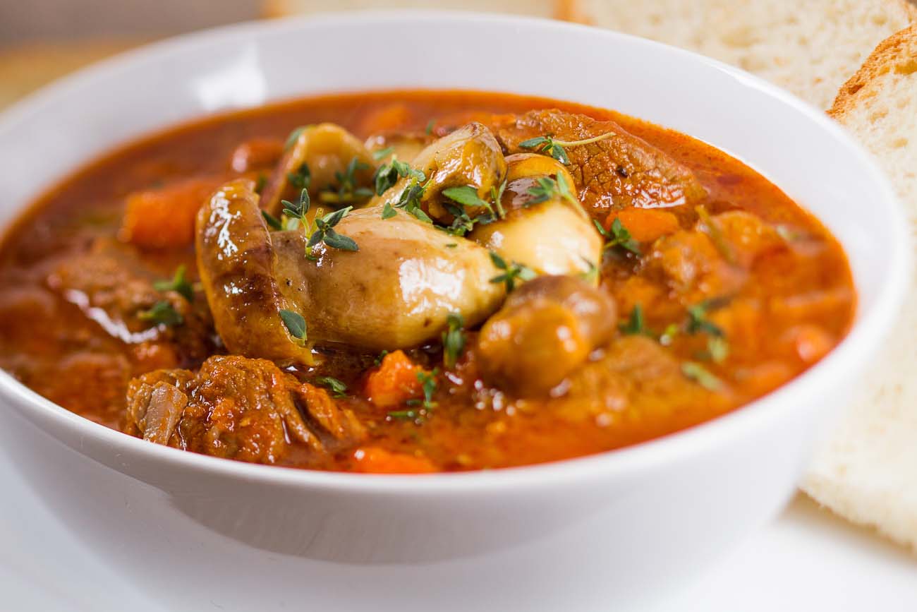 Dhingri Matar Recipe (Mushrooms and Peas Spicy Curry)