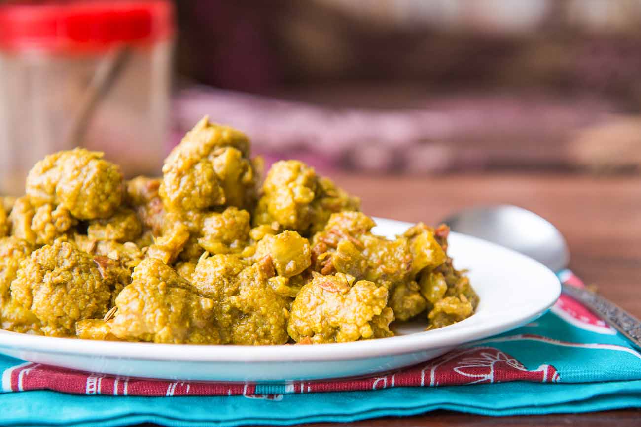 Saunf Wali Hari Gobi Sabzi Recipe - Cauliflower Spiced with Fennel and Green Chutney