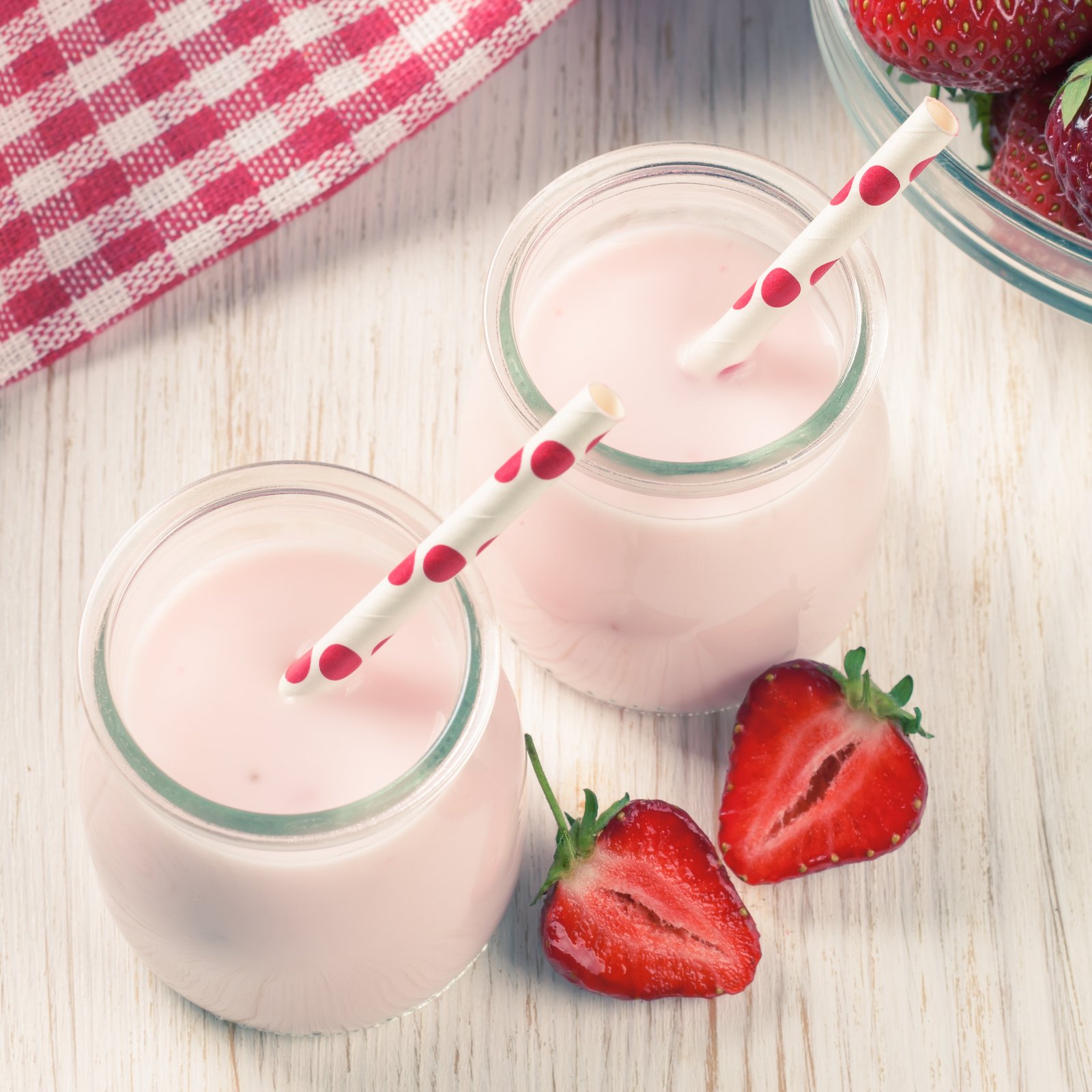 Quick Strawberry Yogurt Smoothie Recipe