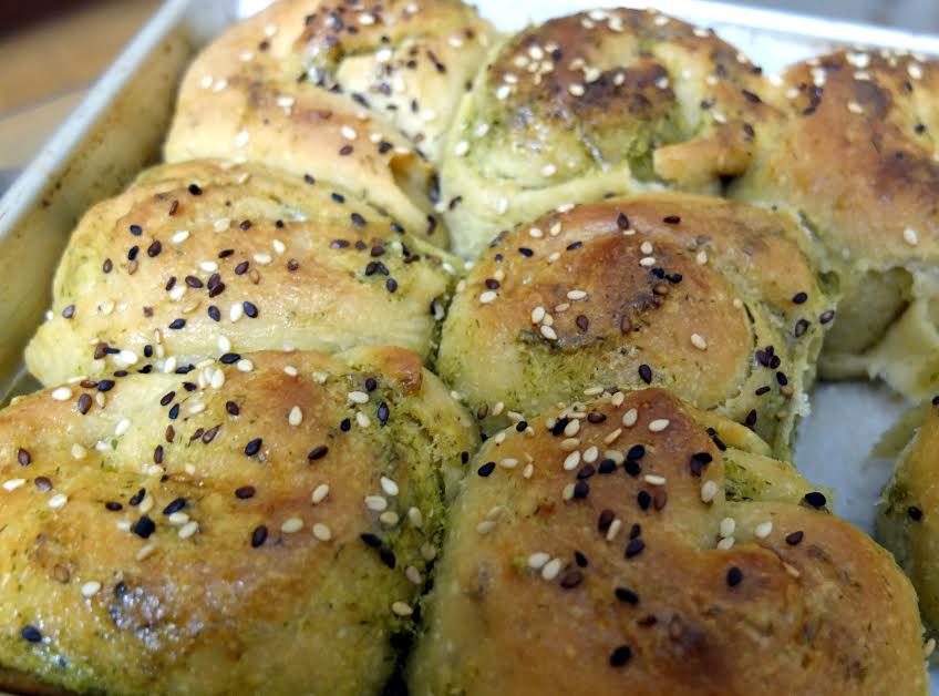 Fennel Pesto Pull-Apart Bread Recipe