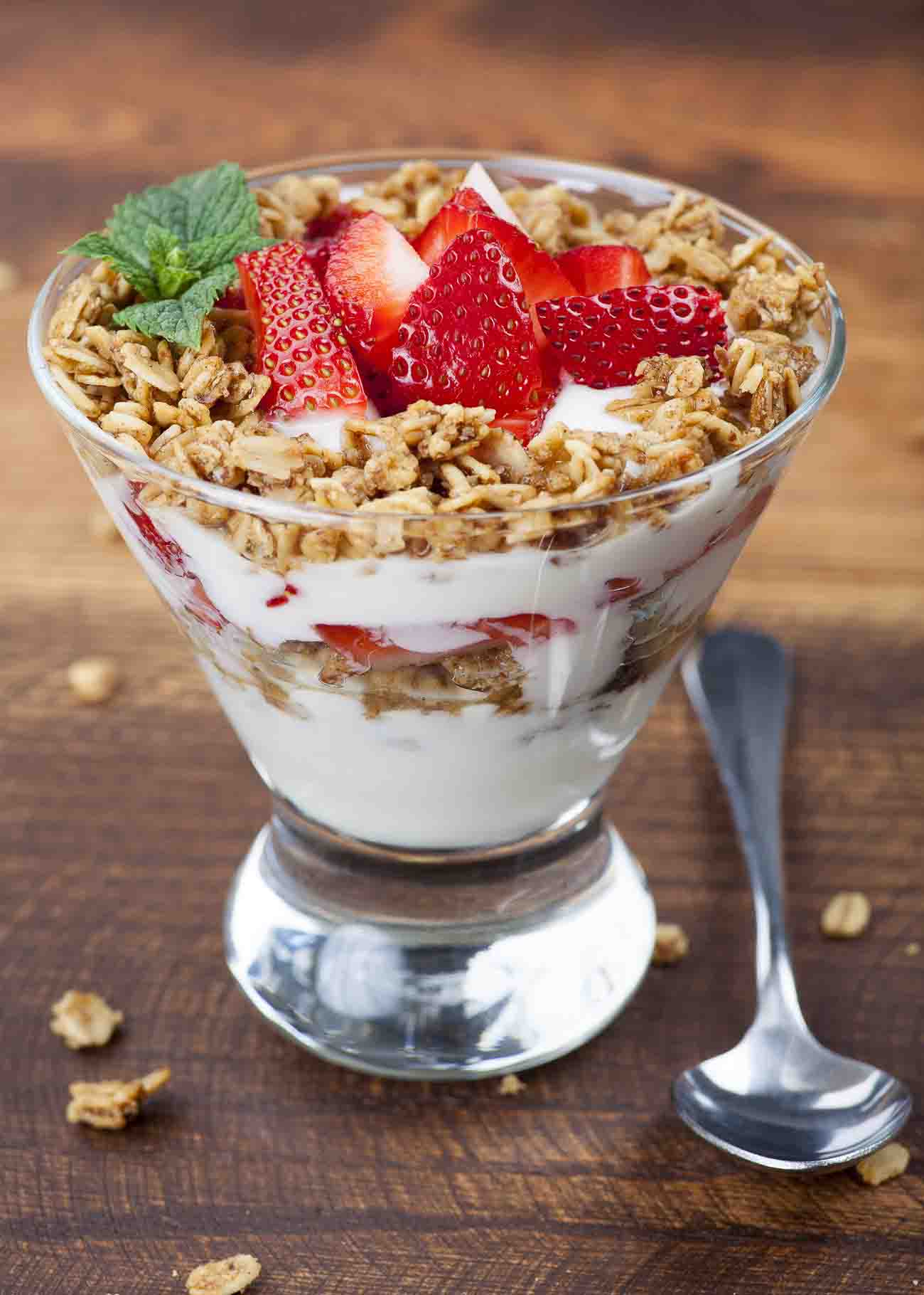Strawberry Yogurt Breakfast Parfait Recipe by Archana's