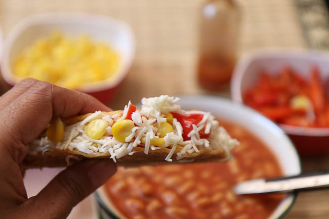 Vegetarian Mexican Tacos Recipe With Baked Beans, Peppers and Salad