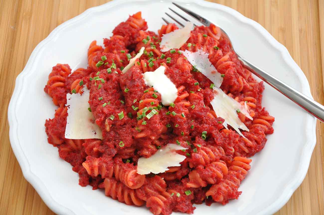 Fusilli Pasta Recipe In A Spicy Roasted Beetroot Sauce