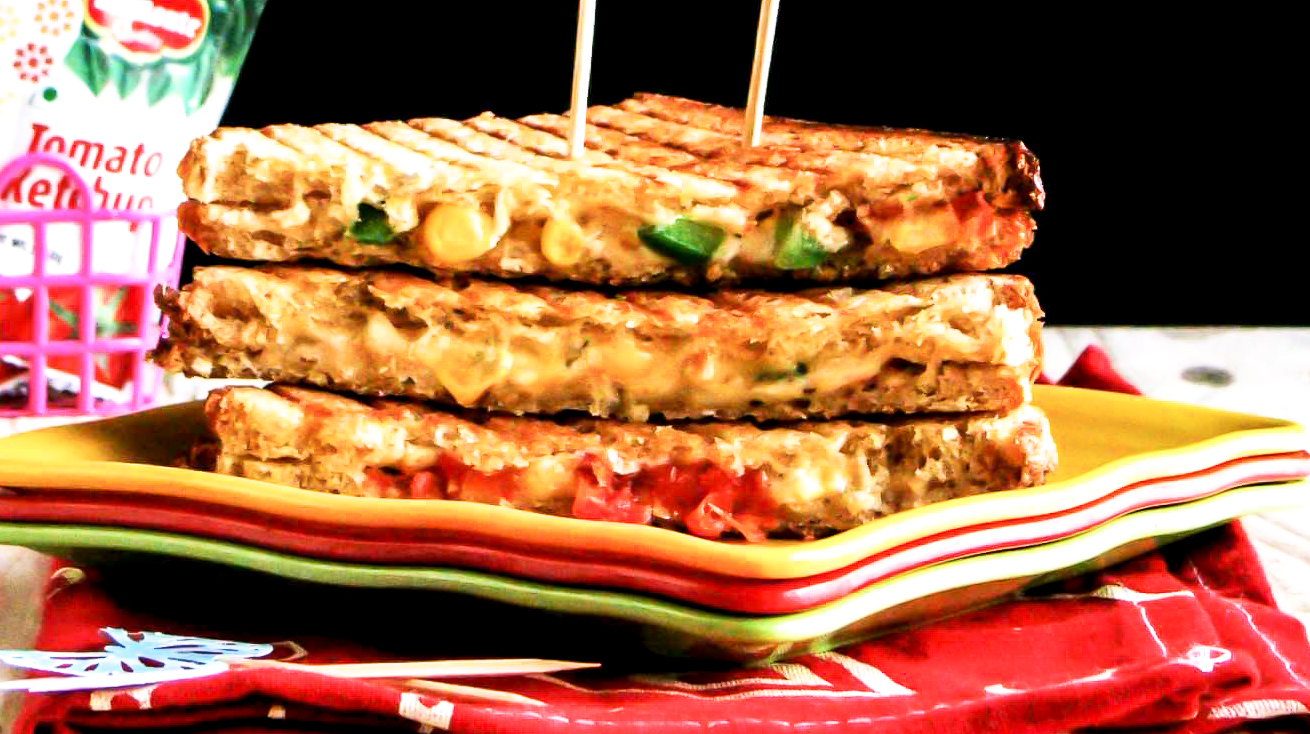 Cheesy Sweet Corn Grilled Sandwich Recipe