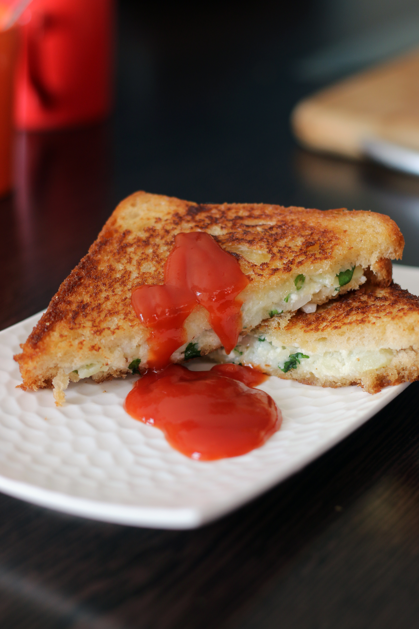 Grilled Cheese Sandwich Recipe With Paneer & Potato