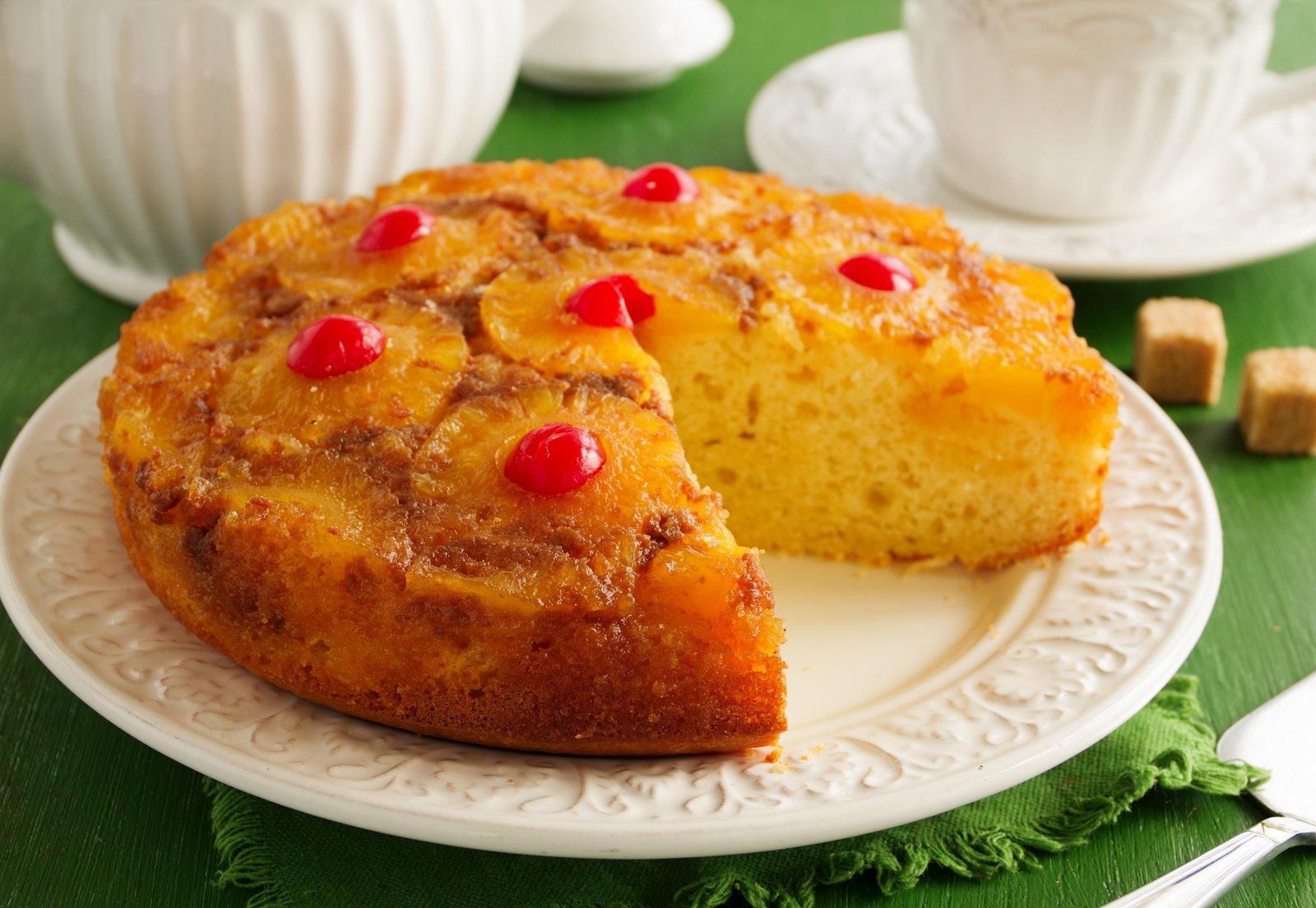 Classic Pineapple Upside-Down Cake Recipe