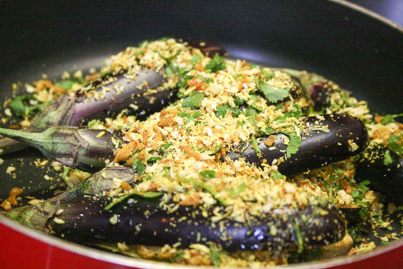 Maharashtrian Bharleli Vaangi Recipe (Stuffed Roasted Aubergines)