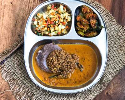 Portion Control Meal Plate: Ragi Mudde, Ulavacharu Tendli,Sukke & Raw Mango Salad