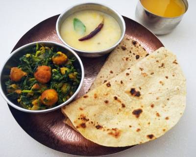 Lunch Meal Plate : Rajasthani Methi Mangodi Ki Sabzi With Kadhi and Aam Ras