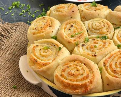 Cheesy Pull Apart Bread Recipe