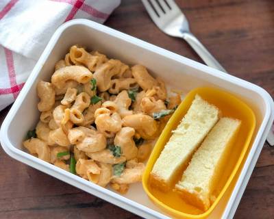 Kid's Lunch Box: Creamy Mac & Cheese & Lemon Pound Cake