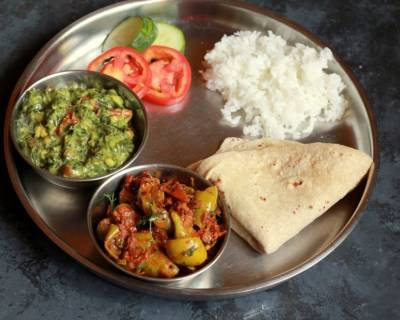 Dinner Meal Plate : Punjabi Style Tinda Sabji With Takatla Palak and Phulkas