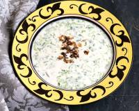 धनिये वाला तड़का रायता रेसिपी - Sweet & Spicy Coriander Tadka Raita (Recipe In Hindi)