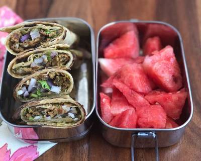 Kids Lunch Box Recipes: Delicious Chatpata Kala Chana Pakora Roll And Fruits