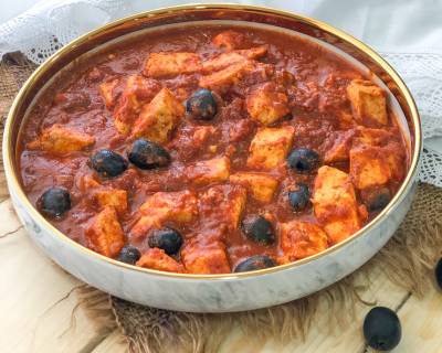 Olive & Tofu In Harissa Curry Recipe 