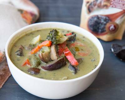 Sweet Spicy & Tangy Vegetarian Thai Green Curry Recipe With Tamarind