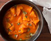 Kashmiri Style Apple Tamatar Sabzi Recipe - No Onion No Garlic 