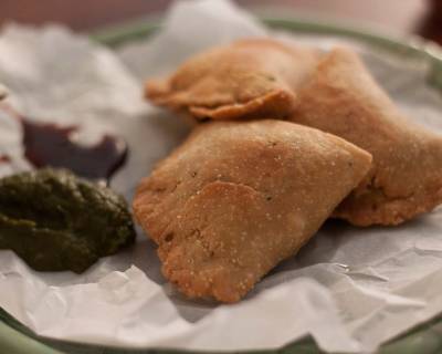 Spinach And Paneer Samosa Recipe With Figaro Pure Olive Oil