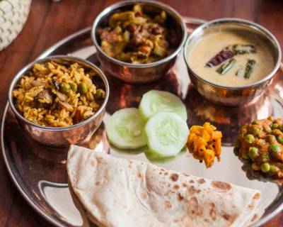 Everyday Meal Plate:Chana Turai,Vendakkai Mor kuzhambu,Kumbh Pulao & Phulka 