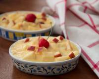 फ्रूट कस्टर्ड - Fruit Custard (Recipe In Hindi)