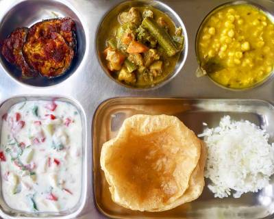 Everyday Meal Plate: Bengali Style Begun Bhaja,Cholar Dal,Shukto, Luchi & Raita