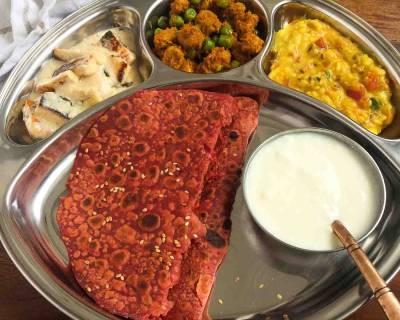 Portion Control Meal Plate: Paneer Gravy, Soya Matar Sabzi, Dal & Thepla