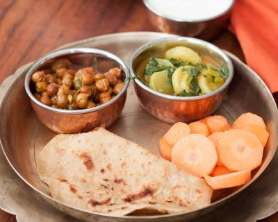 Everyday Meal Plate: Kala Chana,Mooli Palak Sabzi,Tawa Paratha & Salad