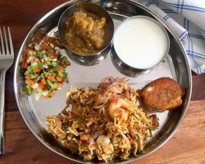 Everyday Meal Plate : Prawn Biryani, Murgh Aur Masoor Dal, Salad & Curd