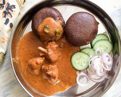Everyday Meal Plate: Ragi Mudde, Koli Saaru (Chicken Curry), Onions & Cucumber