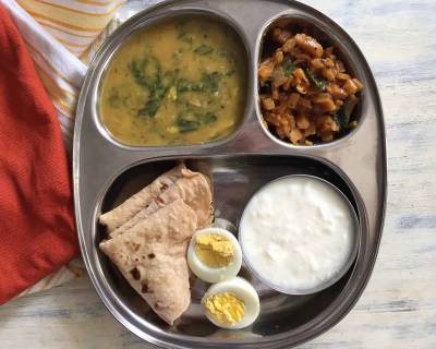 Portion Control Meal Plate: Vazhathandu Poriyal, Palak Pappu, Phulka, Eggs & More
