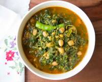 Aluchi Bhaji Recipe - Maharashtrian Style Colocasia Leaves Curry