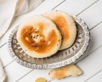 Baked Amritsari Kulcha Recipe (Without Yeast)