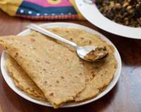 Jowar Atta Pyaz Thepla Recipe – Sorghum Wheat Onion Thepla