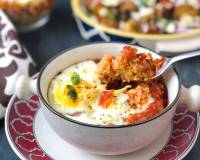 Baked Egg With Quinoa & Tomato Sauce Recipe 