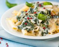 Creamy Spinach Penne Pasta Recipe 