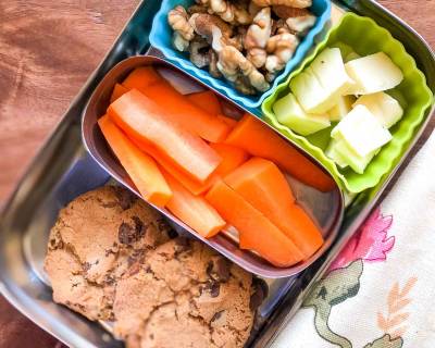 Kids Lunch Box Recipes - Sliced Carrots, Cheese, Walnuts & Cookie