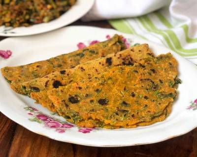 Carrot Methi Jowar Thepla Recipe