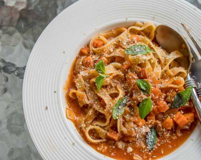 Fettuccine Pasta Recipe With Roasted Red Bell Pepper Sauce